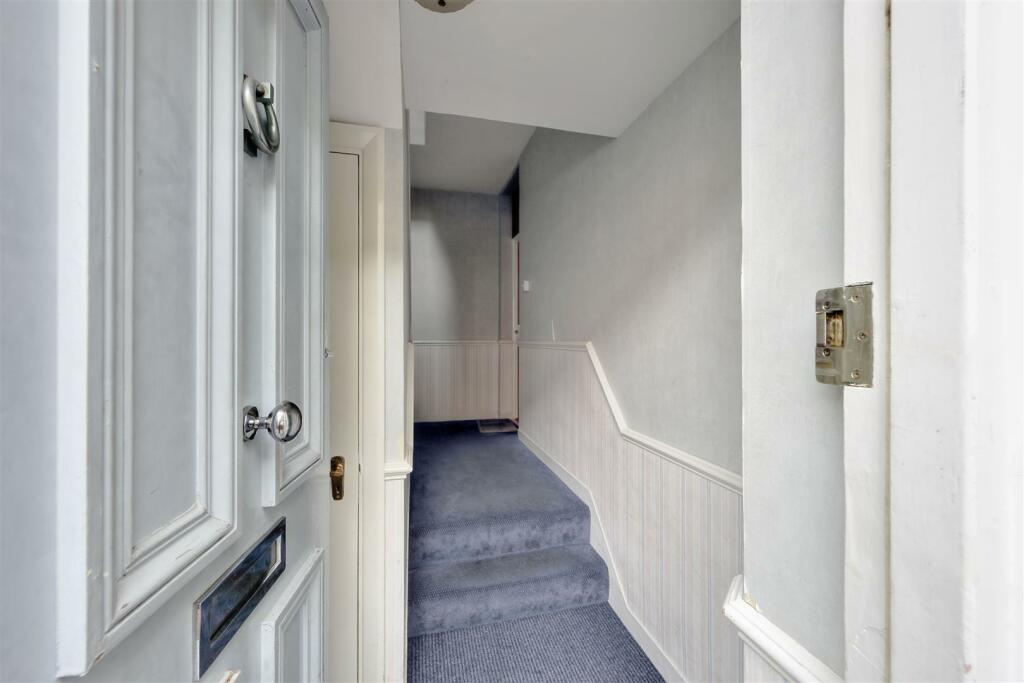Flat enterance.jpg
