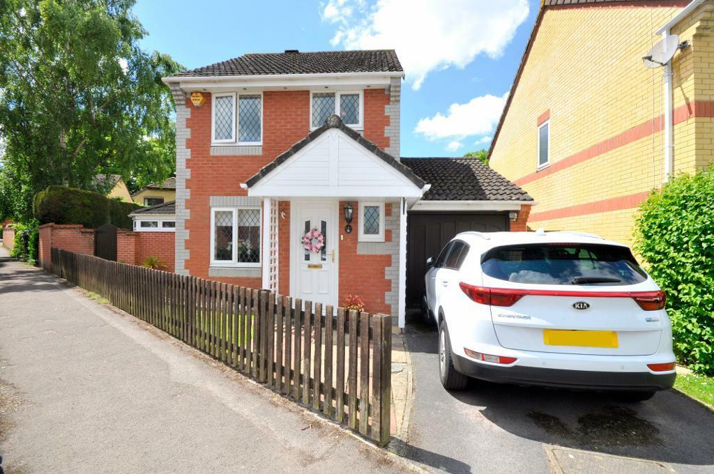 Attractive frontage