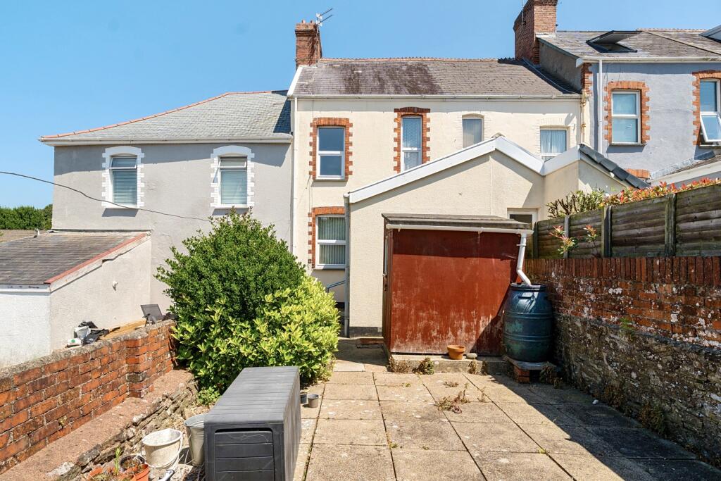 1313943-7-68550f464480a