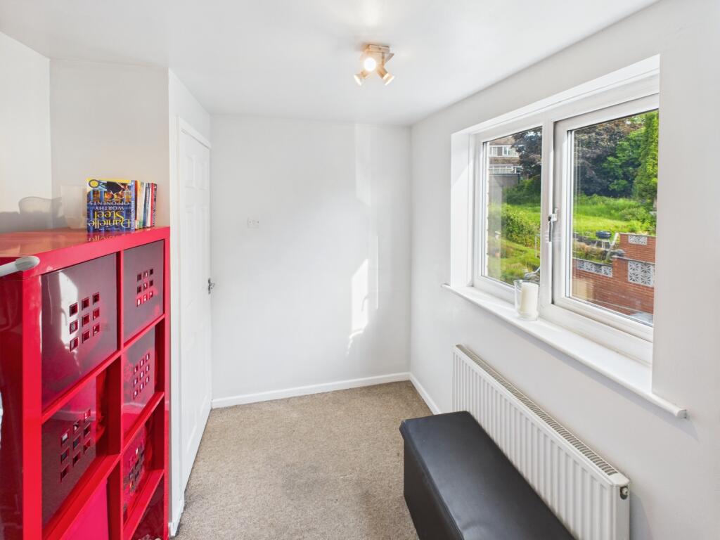 CAM04233G0-PR0021-STILL042