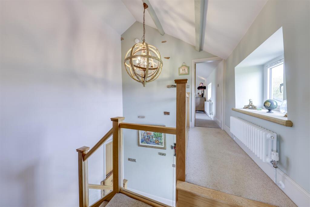 Galleried Landing Alt 2