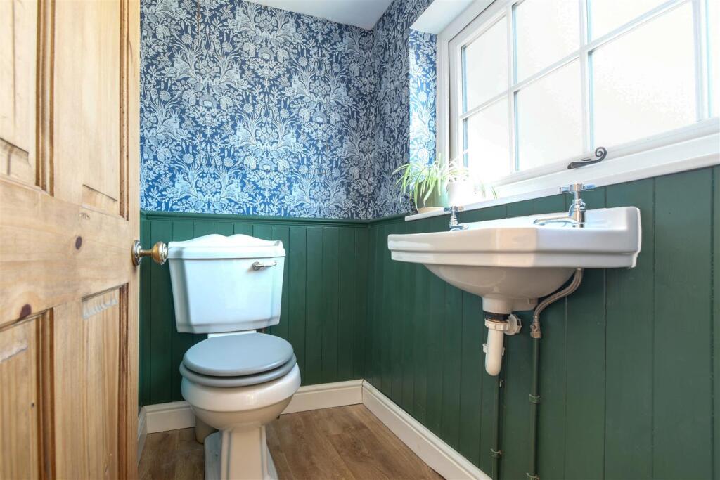 1st Floor WC