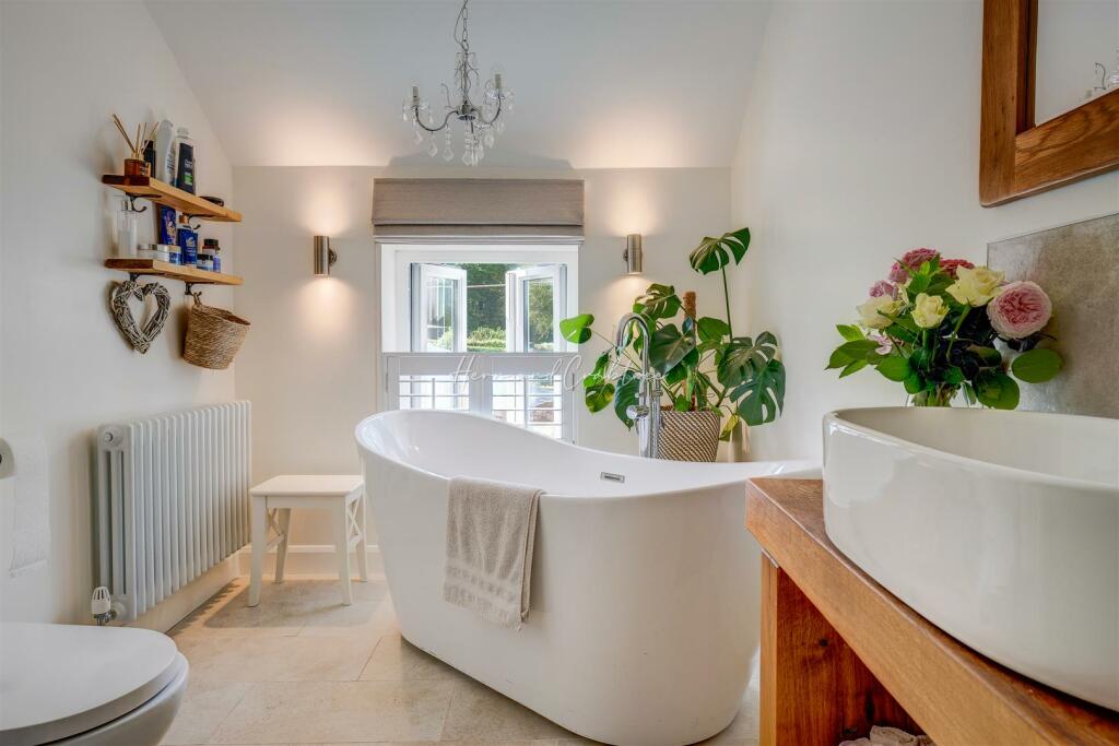 Rhiwbina Hill, Cardiff, HernCrabtree (40).jpg