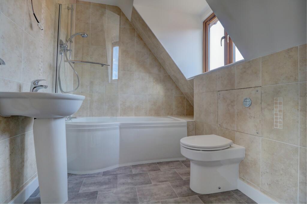 Bedroom One En-suite