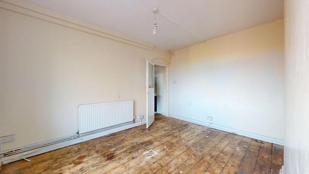 Flat 9, Block A Peabody Estate, Rosendale Road, Herne Hill, London, SE24 9EQ