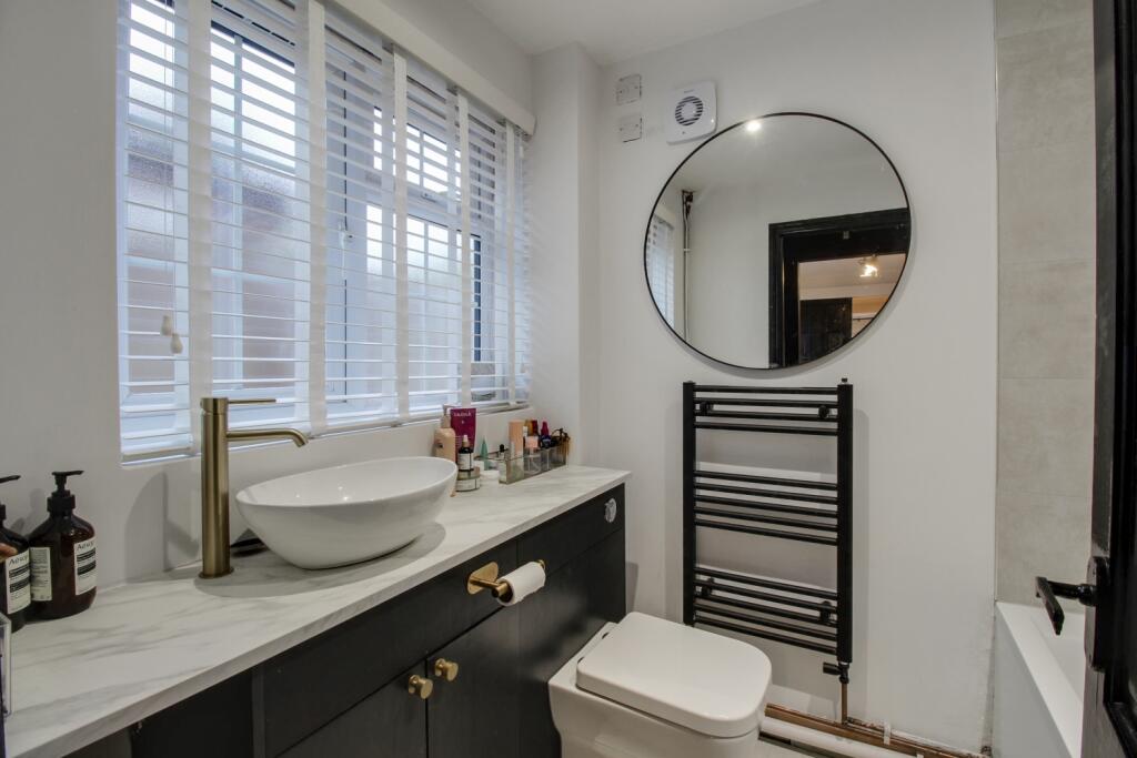 Bathroom_1