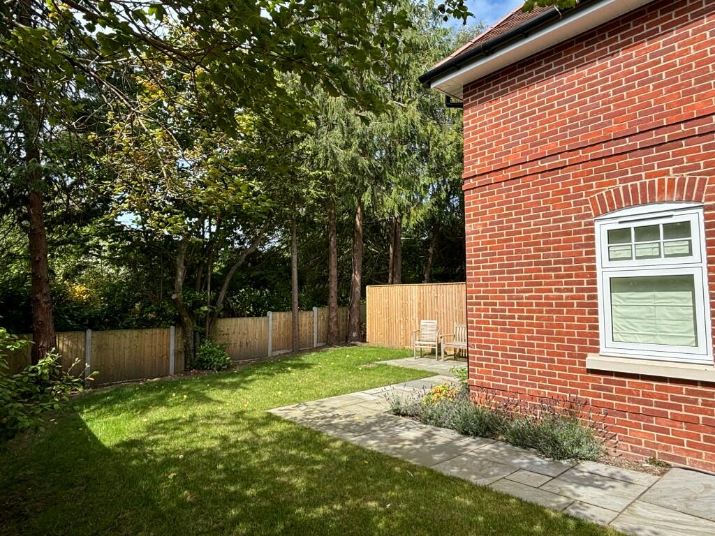 Communal Gardens 