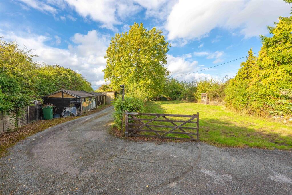 property entrance.jpg