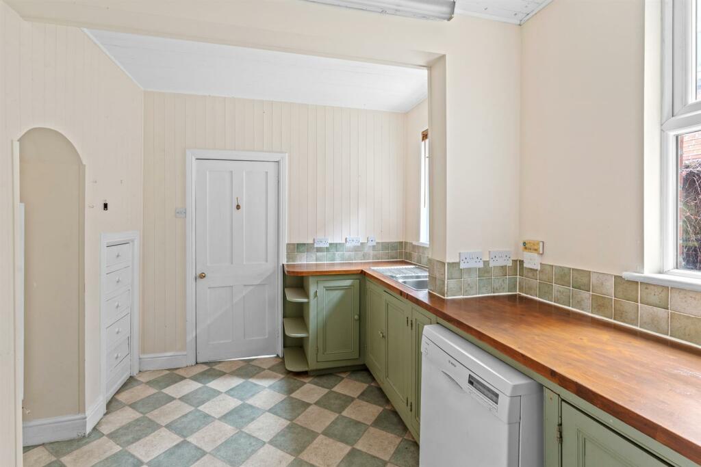 6WhitehallRd-010.jpg