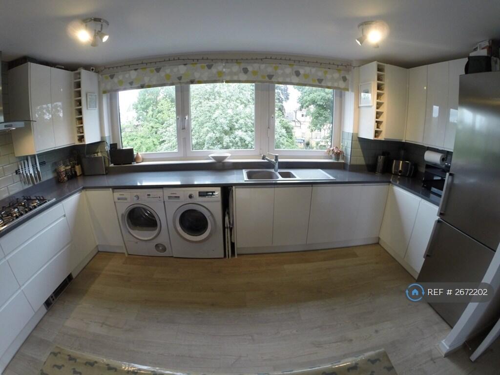 Large Kitchen/Reception Room 
