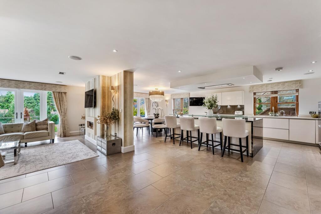 Kitchen/Family Room