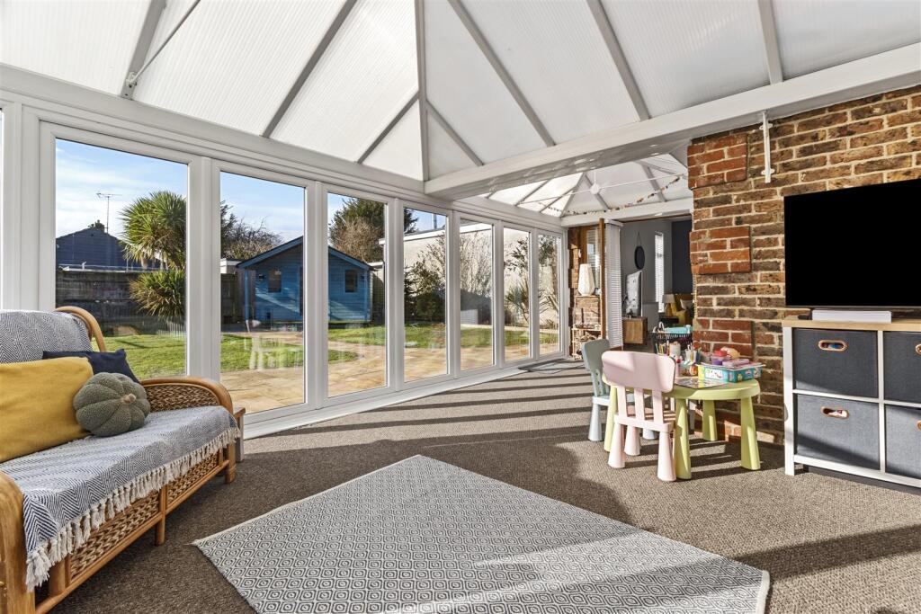 conservatory #4.jpg