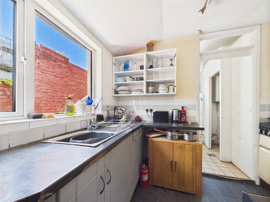 CAM02089G0-PR0478...