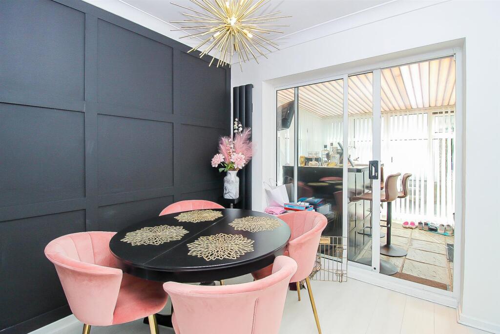 BEDROOM TWO/DINING ROOM