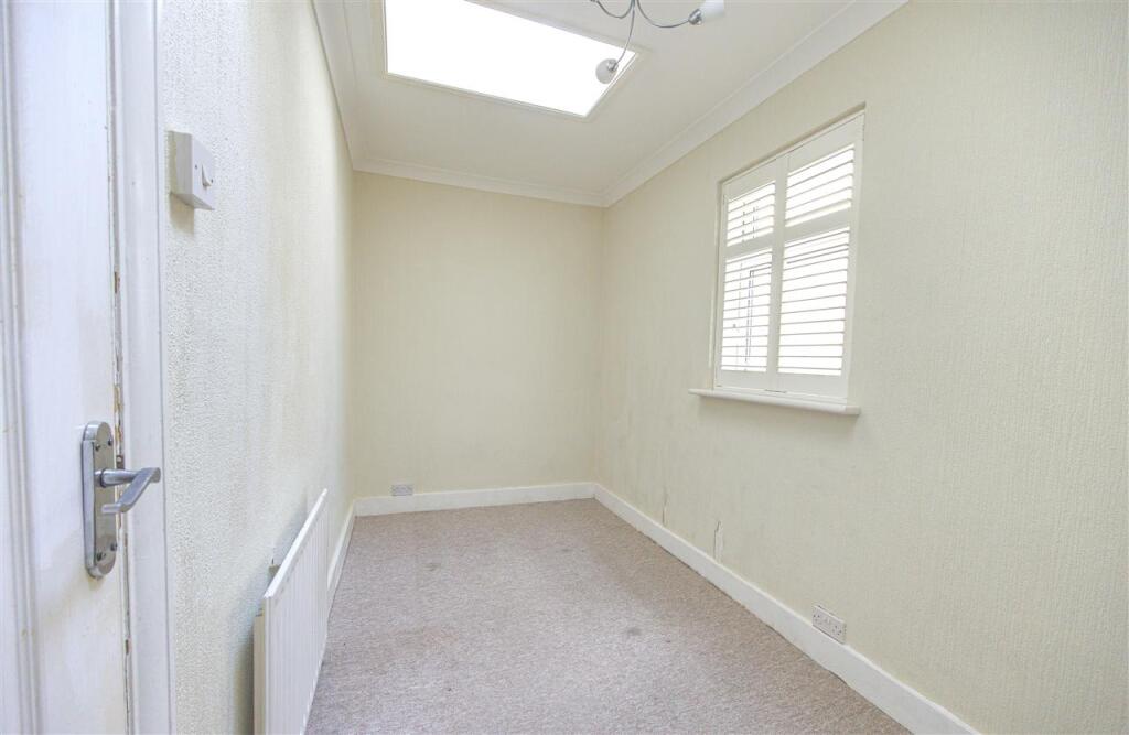 2. Bedroom 2