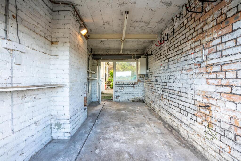 Horse Shoe Dr, Bristol, Hern Crabtree (44).jpg