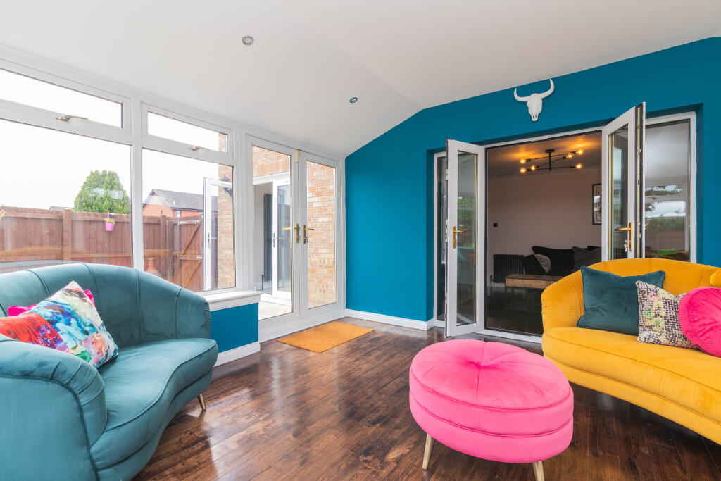 50 Fischer Gardens, Paisley L-7