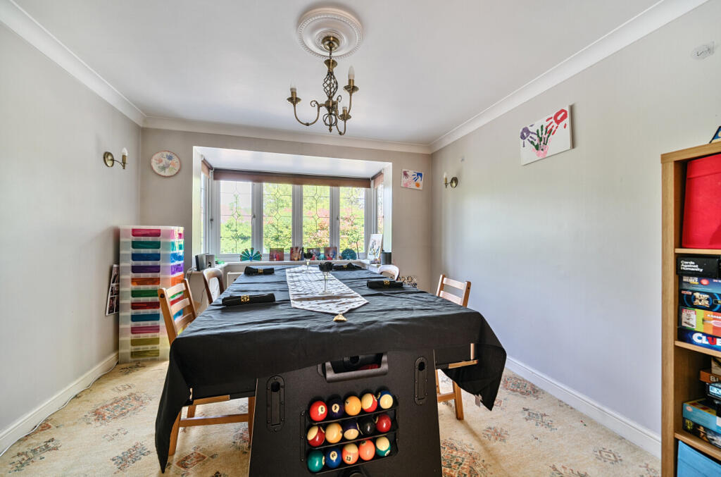 18-681c9e5c96d58-...