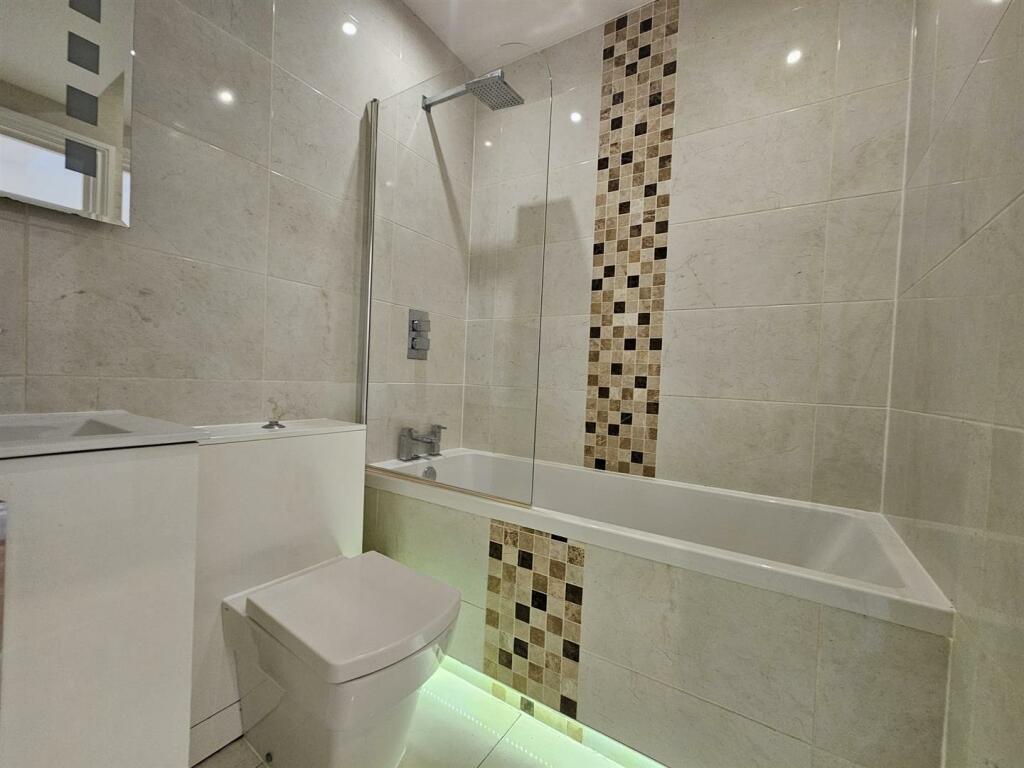 For Sale by Aspire Residential - Chapel Road