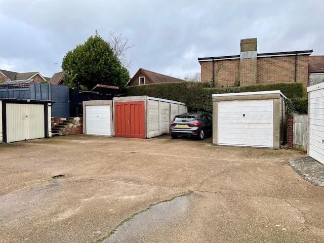 Garage 4.jpg