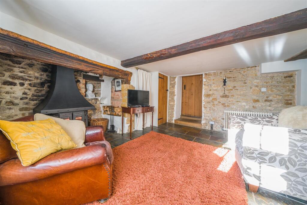 Herb Cottage, High Street, Culworth (6).jpg