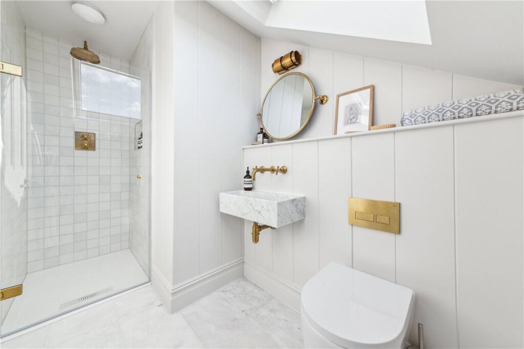 Ensuite Bathroom