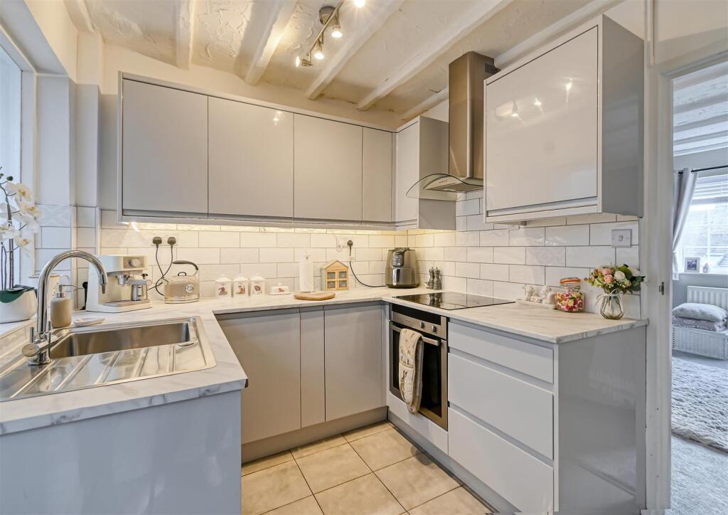 36 Bernards Hill-07.jpg