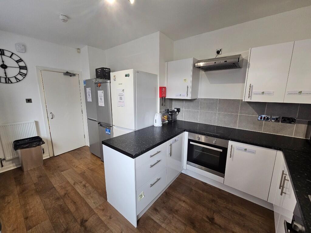 Communal Kitchen
