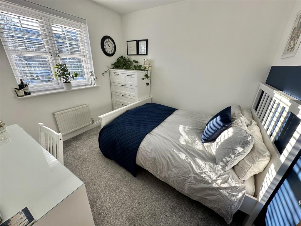 Bramleys Estate Agents - Greenfield View - Batley 