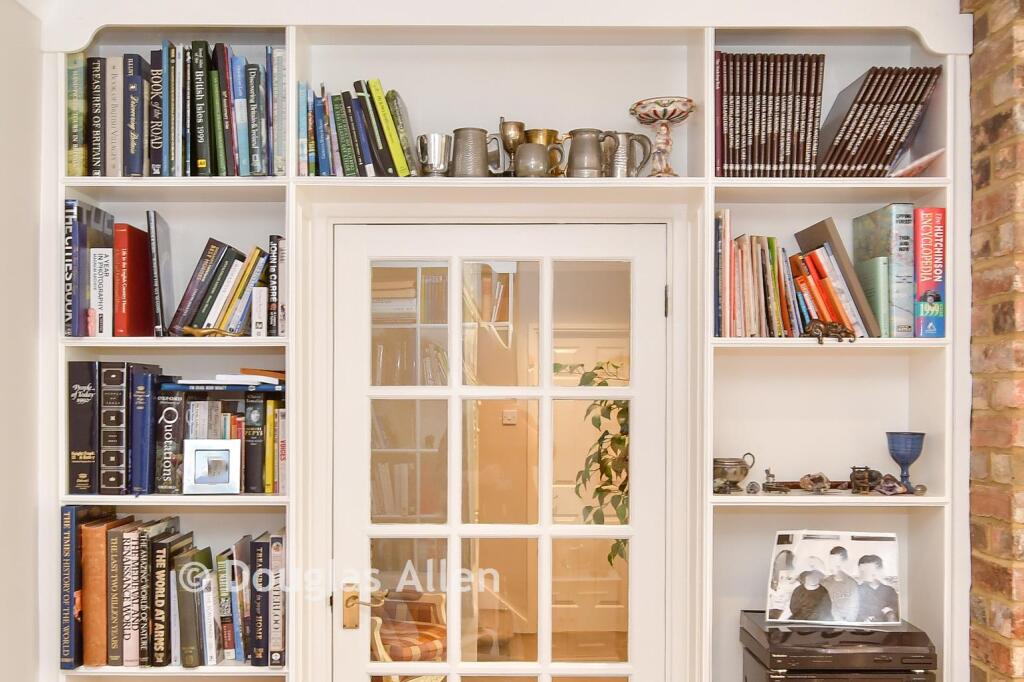 Internal Lifestyle Photograph