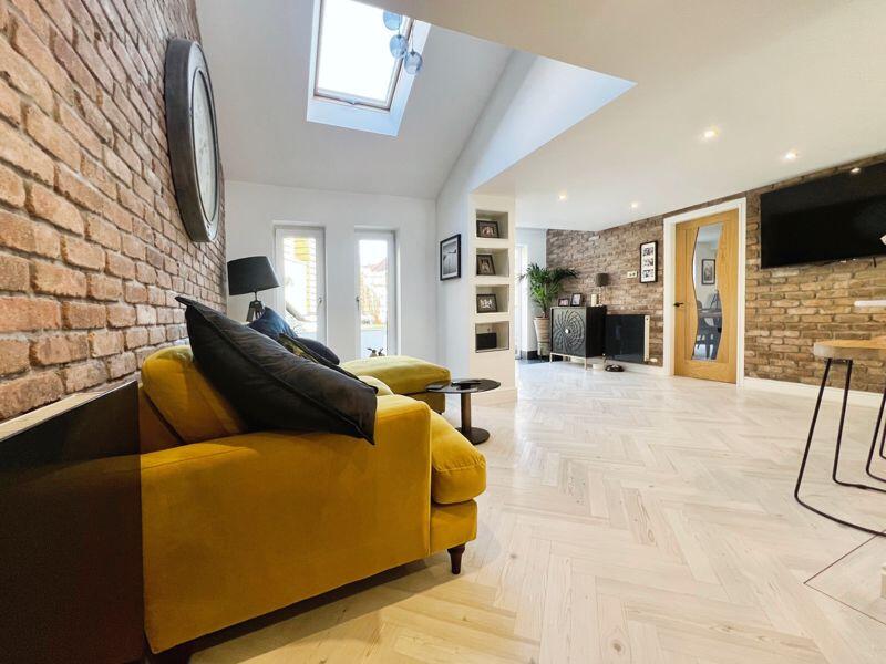Open plan kitchen family room