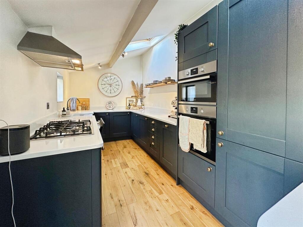 1b61af38--400E-BA2D-C02AF7B76A0A-43241-00000C3D281