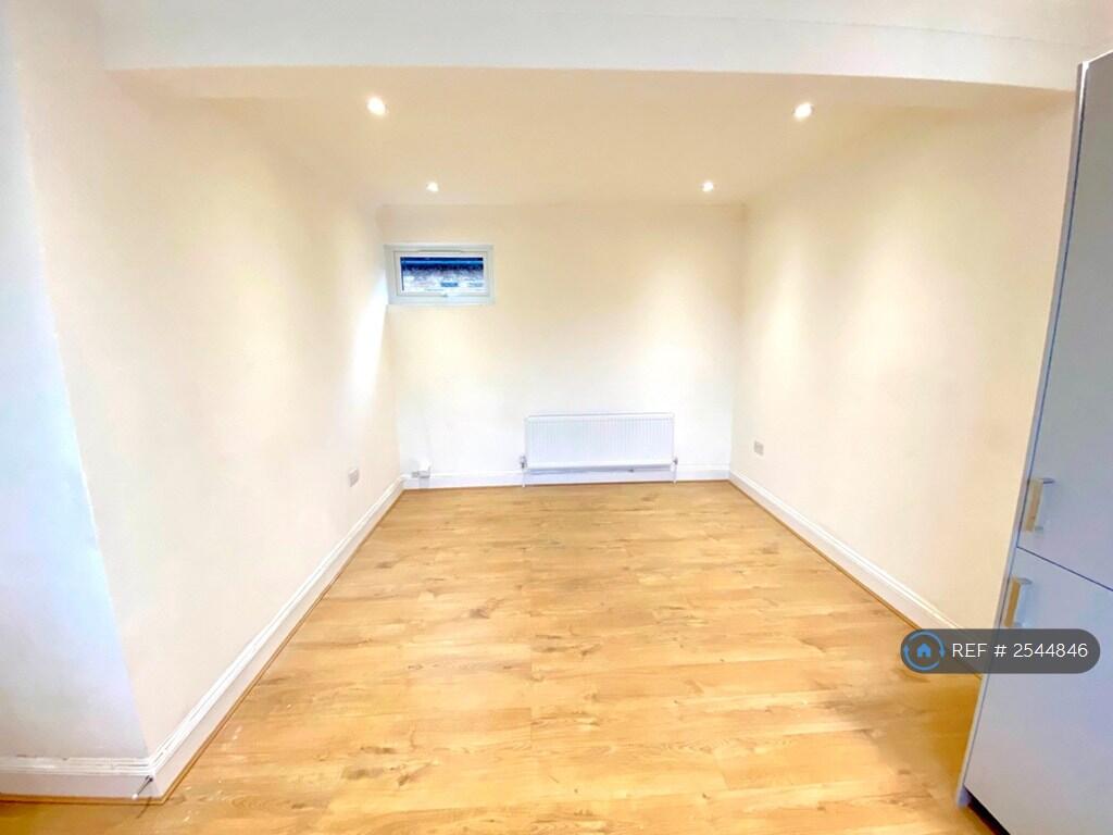 Open Plan Living Room And Kitchen