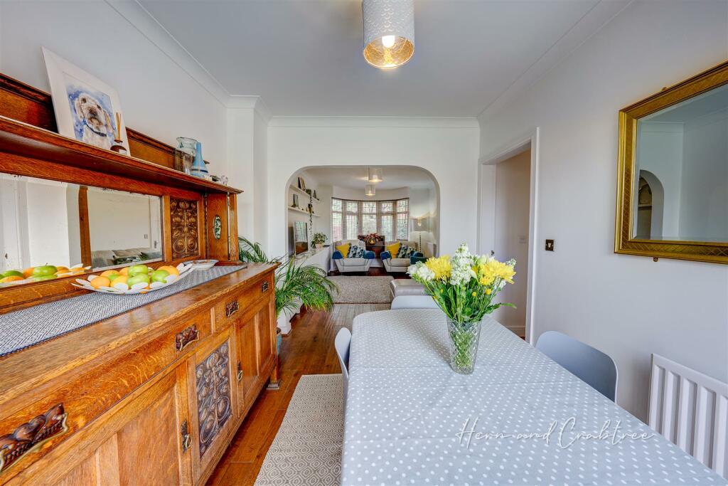 Page Drive, HernCrabtree (6).jpg