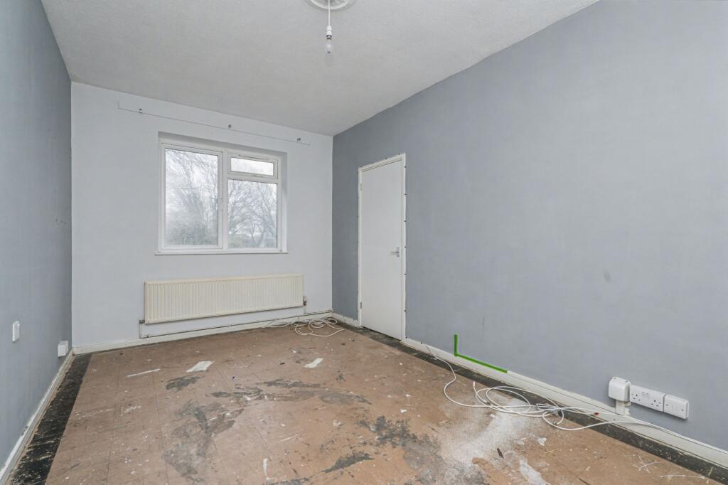 Flat 2 Campion House, Jocks Lane, Bracknell, RG42 1PG