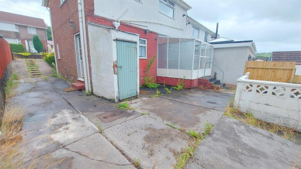 Rear Garden.jpg
