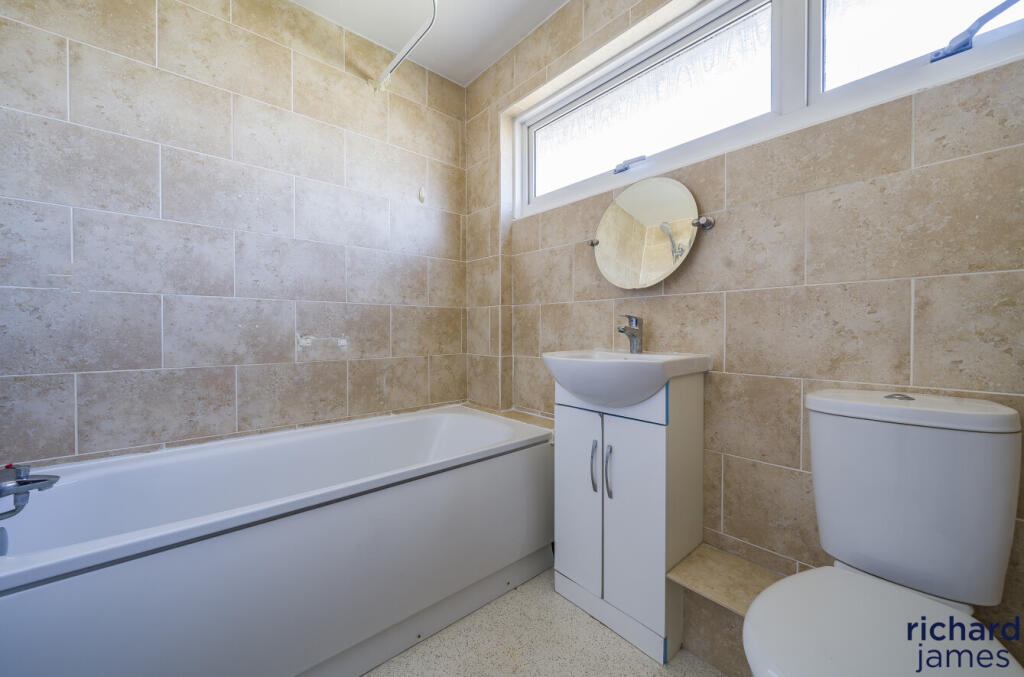 b7ae21a6a1c04bdc8ae4252174294109