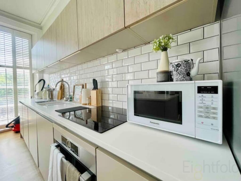 315592d7-e495-4730-ac7f-18064b4a