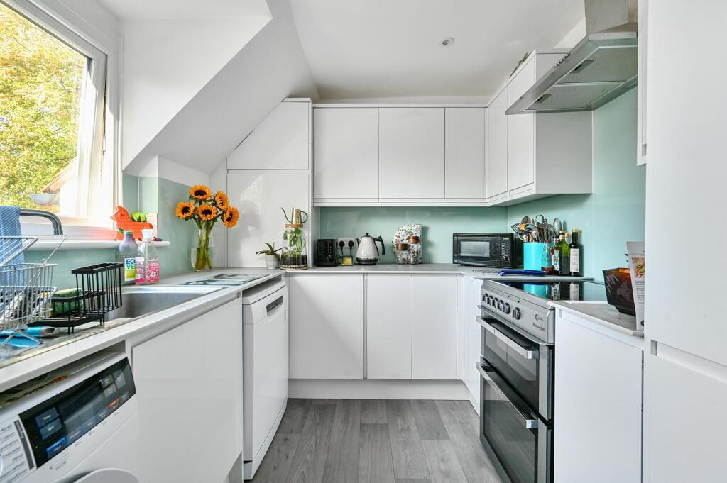 10 ELMFIELD COURT - TN306RH (8).jpg