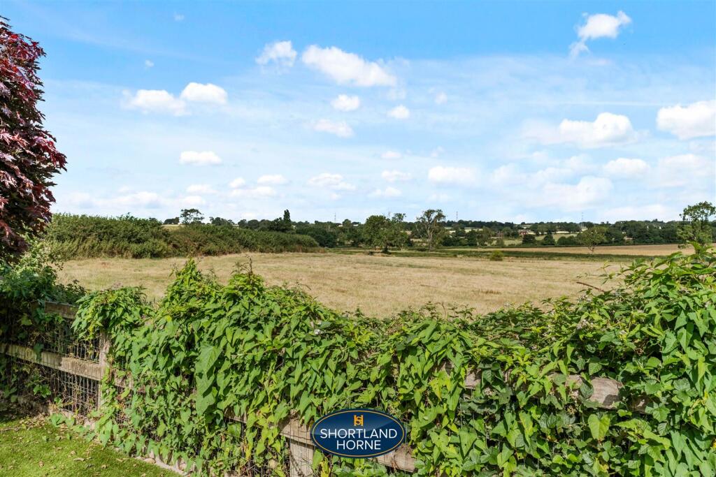 2 Evergreen Close WM (37 of 49).jpg