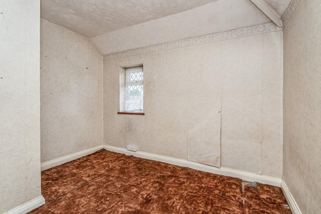 105 Cressingham Road, Reading, Berkshire, RG2 7RY