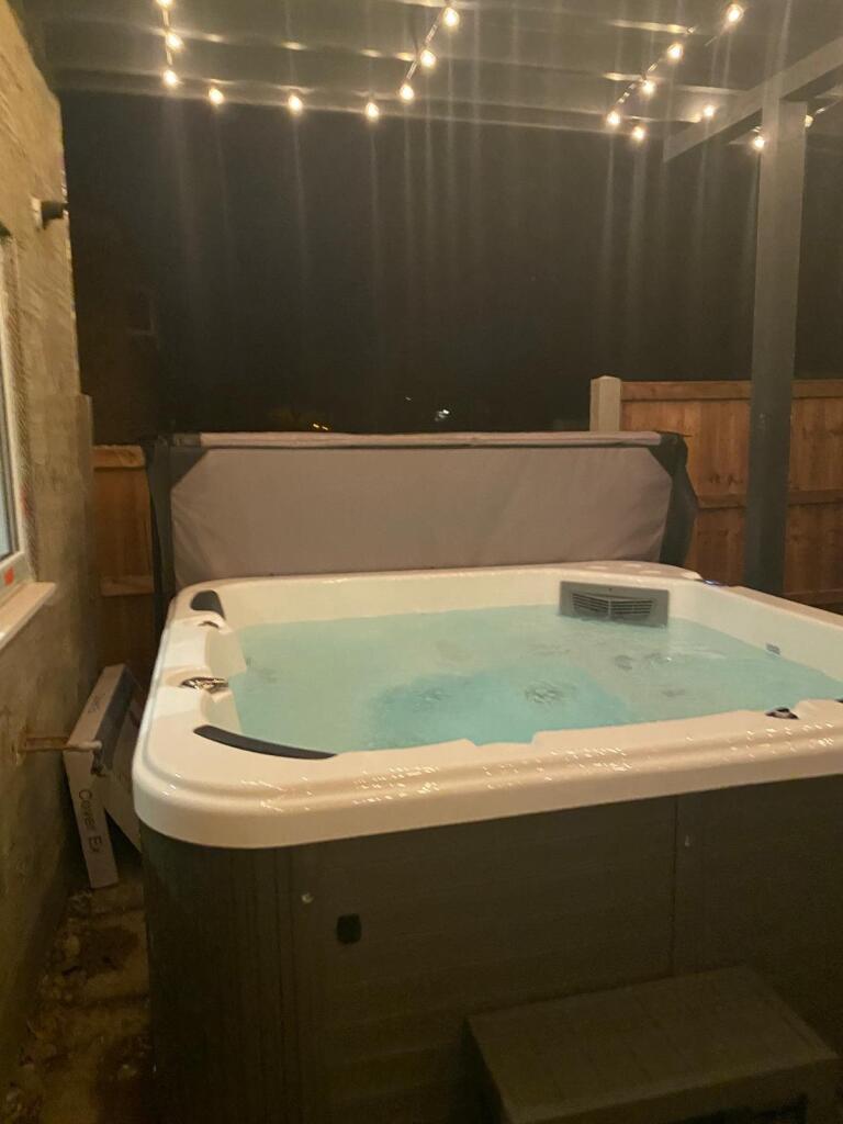Hottub