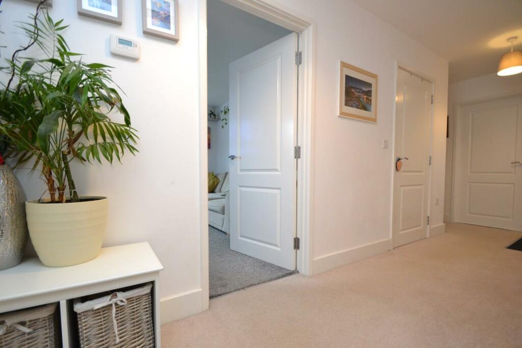 Entrance Hall.JPG