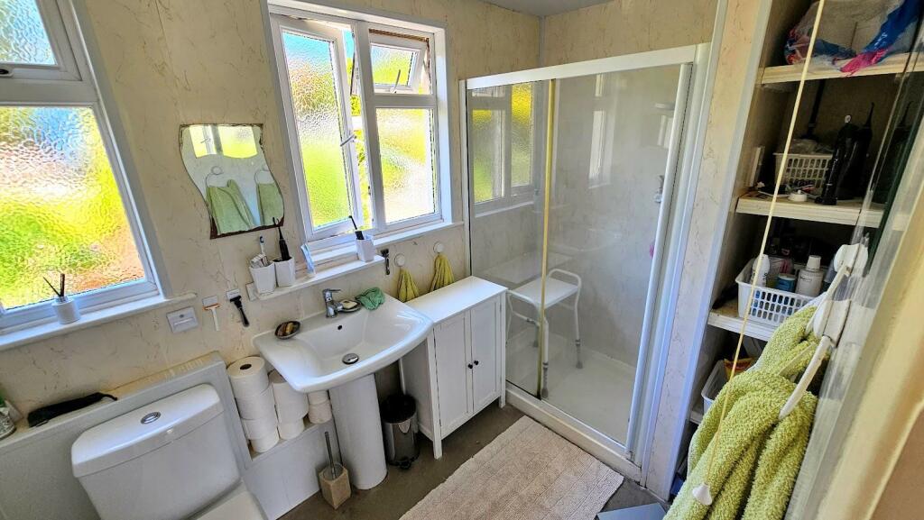 shower room.jpg