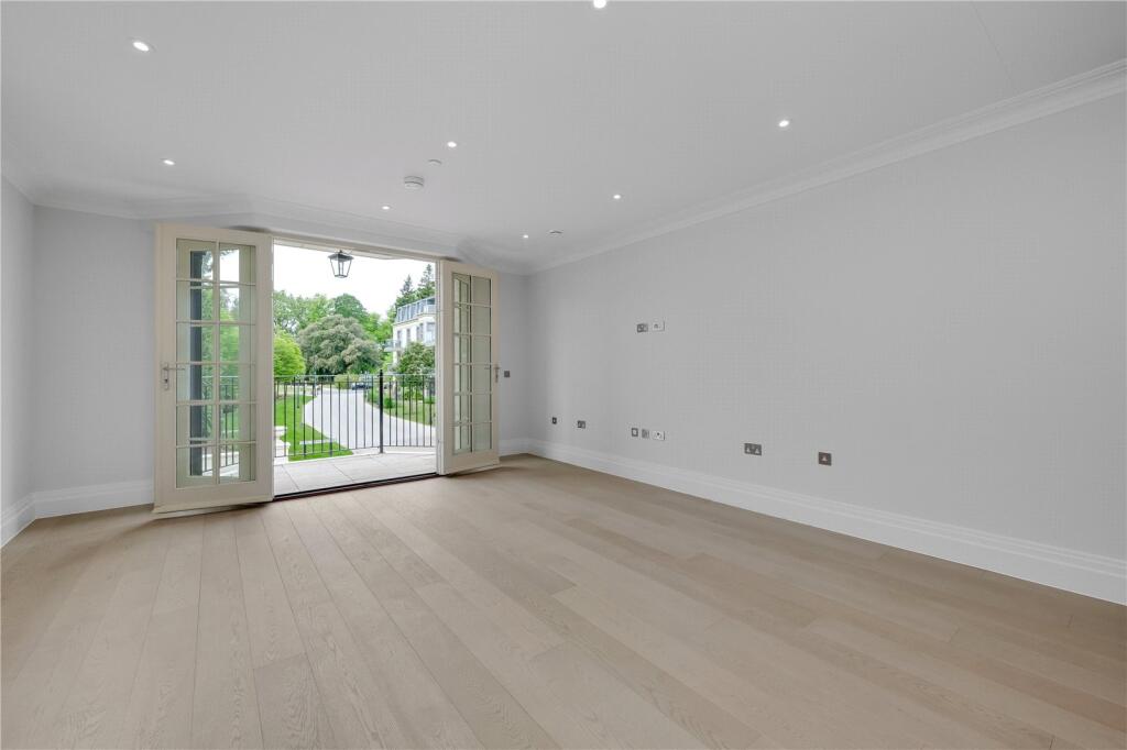 Open Plan Reception