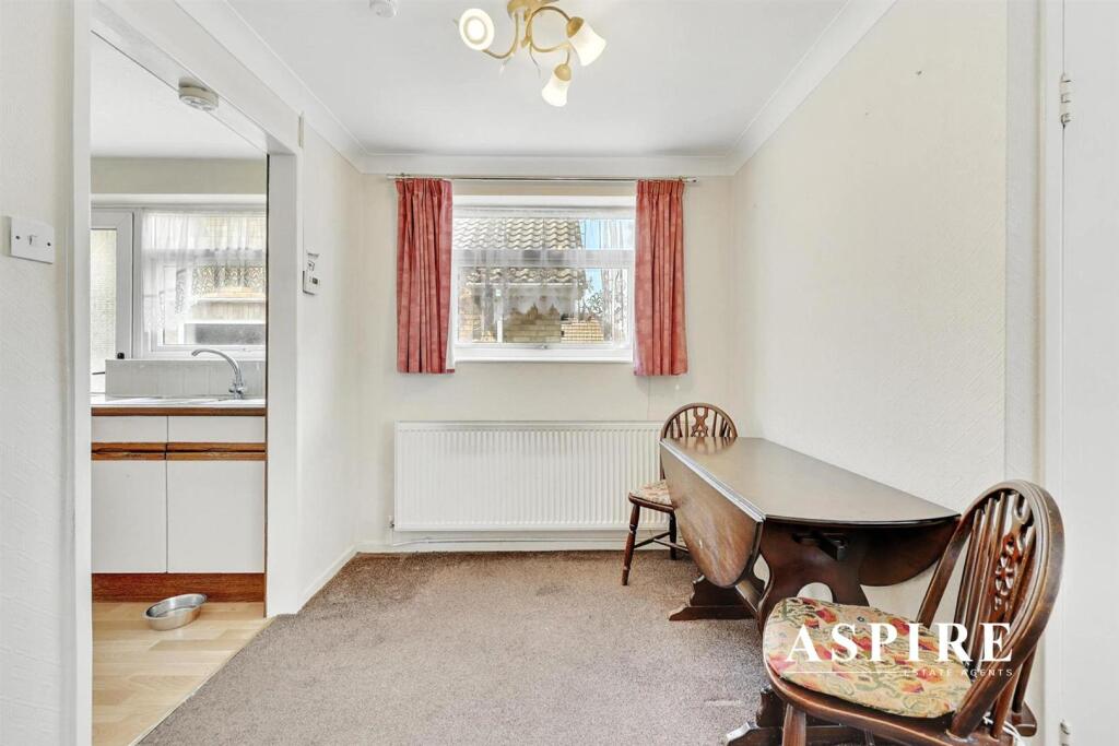 Aspire Estate Agents2.jpg