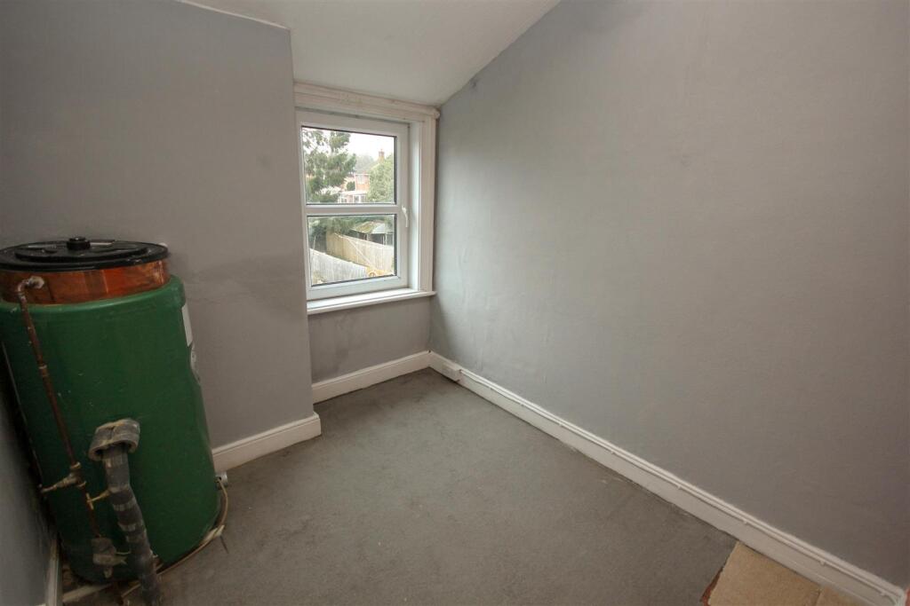 Bedroom 3.jpg