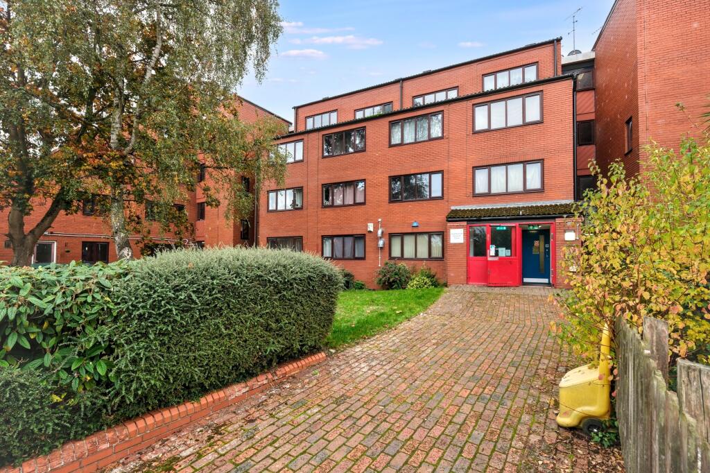 Flat  26, Quartercroft, Pyramid Close, Weston Favell, Northampton, NN3 8DP
