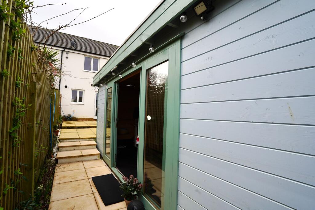 Cabin/Home Office