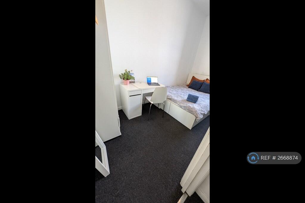 Room 6